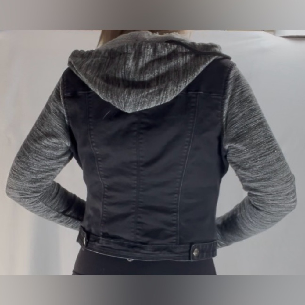 Ladies Jacket - Picture 11 of 11